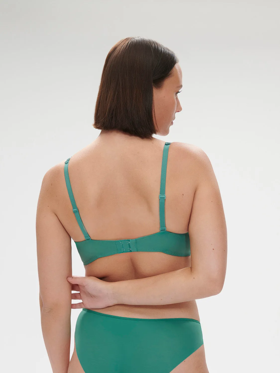 Saga Sheer Demi - Garden Green