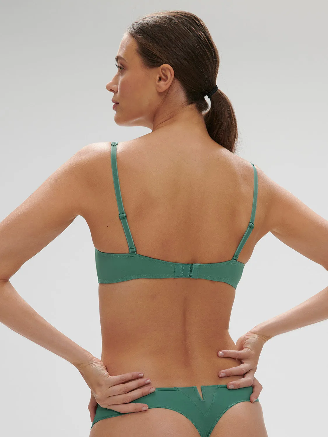 Saga Sheer Demi - Garden Green